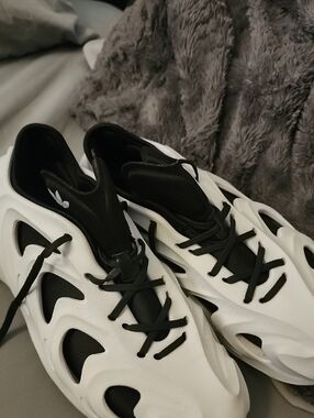 adidas Light Gray and Black Sculpted Foam Sneakers